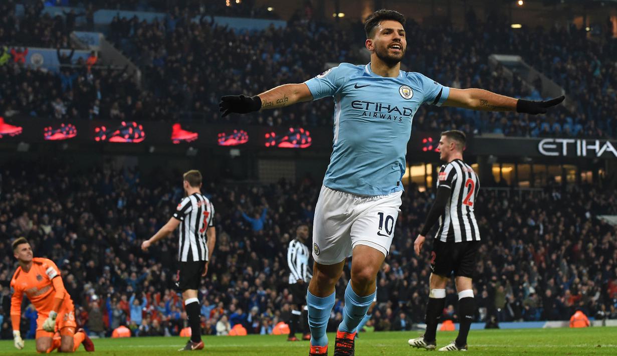 5. Sergio Aguero (Manchester City) - 220.000 poundsterling per pekan. (AFP/Paul Ellis)