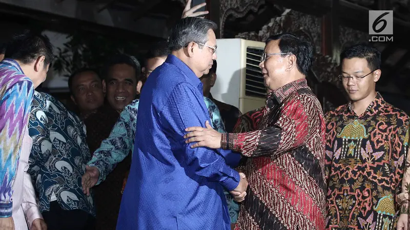 Momen Keakraban SBY, Prabowo, dan Jokowi