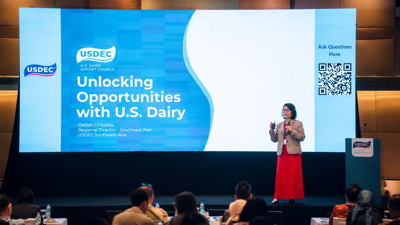 USDEC menghadirkan berbagai inovasi berbasis bahan susu dari Amerika Serikat di Fi Asia Indonesia 2026, termasuk Protein Coffee Butter Cookie yang menawarkan tambahan protein dalam camilan sehari-hari.