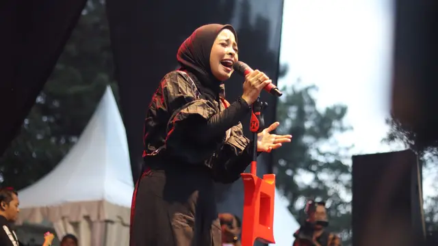 Band Kotak tampil di Golaga, Purbalingga. (Foto Liputan6.com/Kominfo PBG)