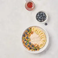 Ilustrasi overnight oat. (dok. Mariana Ibanez/Unsplash.com)