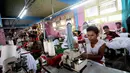 Kenaikan listrik ini dipastikan akan menambah ongkos produksi sejumlah industri rumahan. (Liputan6.com/Faizal Fanani)