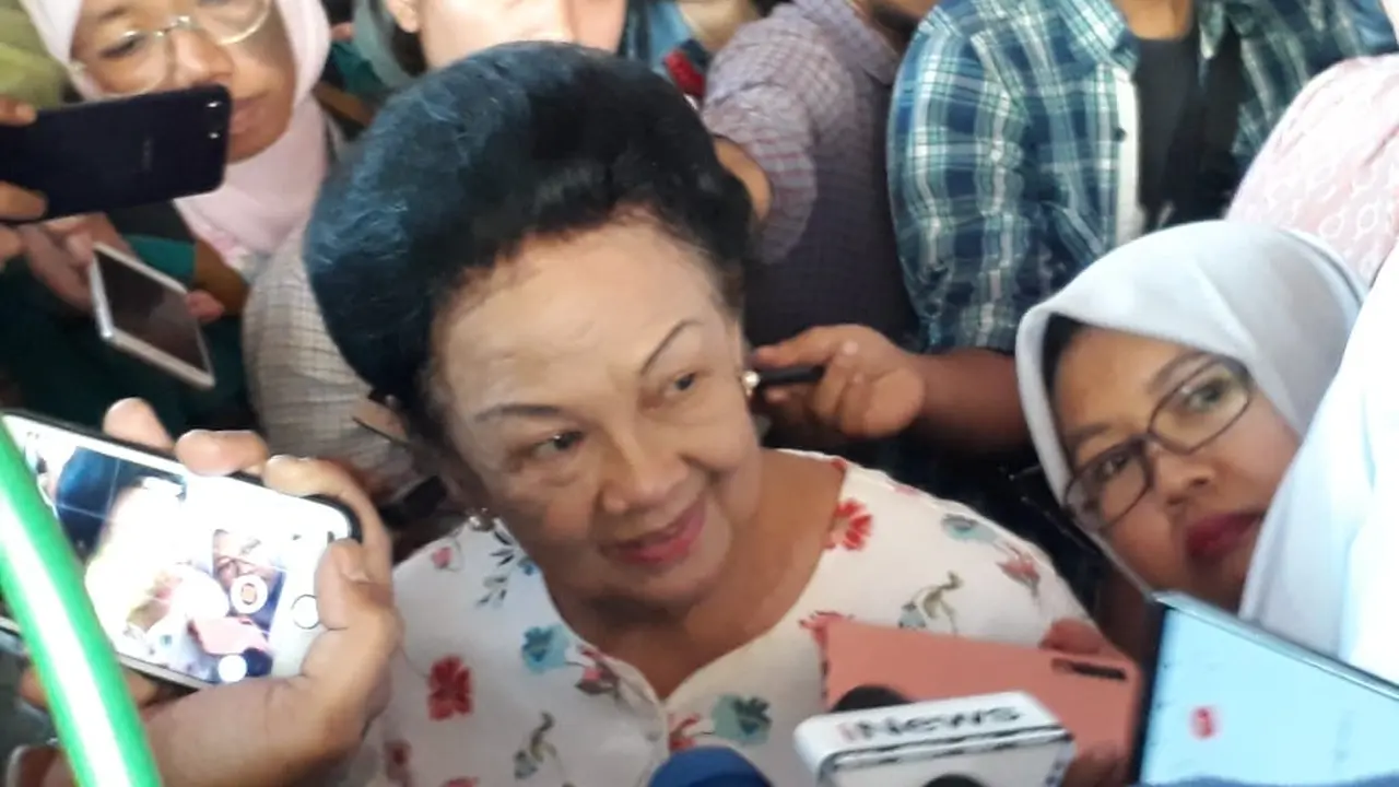 Sri Soedarsono, Adik kandung Presiden ke-3 Republik Indonesia Baharuddin Jusuf Habibie