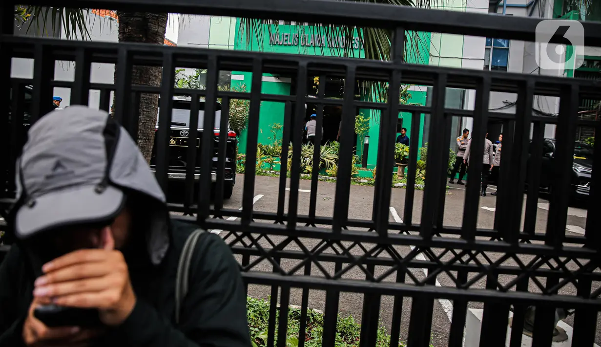 Menurut Kapolres Metro Jakarta Pusat Kombes Komarudin, pelaku penembakan di Kantor MUI telah tewas. (Liputan6.com/Faizal Fanani)