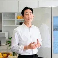 Chef Lim Hee-won di acara Samsung BESPOKE AI Kitchen Cooking Show (Foto dok : Samsung Electronics/Bening Communication).