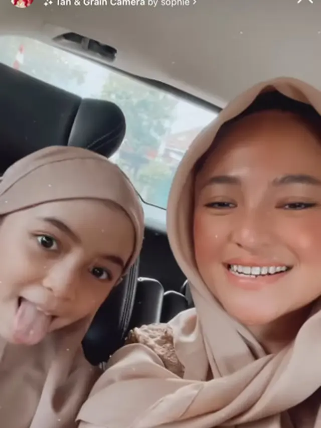 Alyssa Ramadhani, adik Marshanda, melangsungkan pengajian jelang menikah (Foto: Instagram @marshanda99)