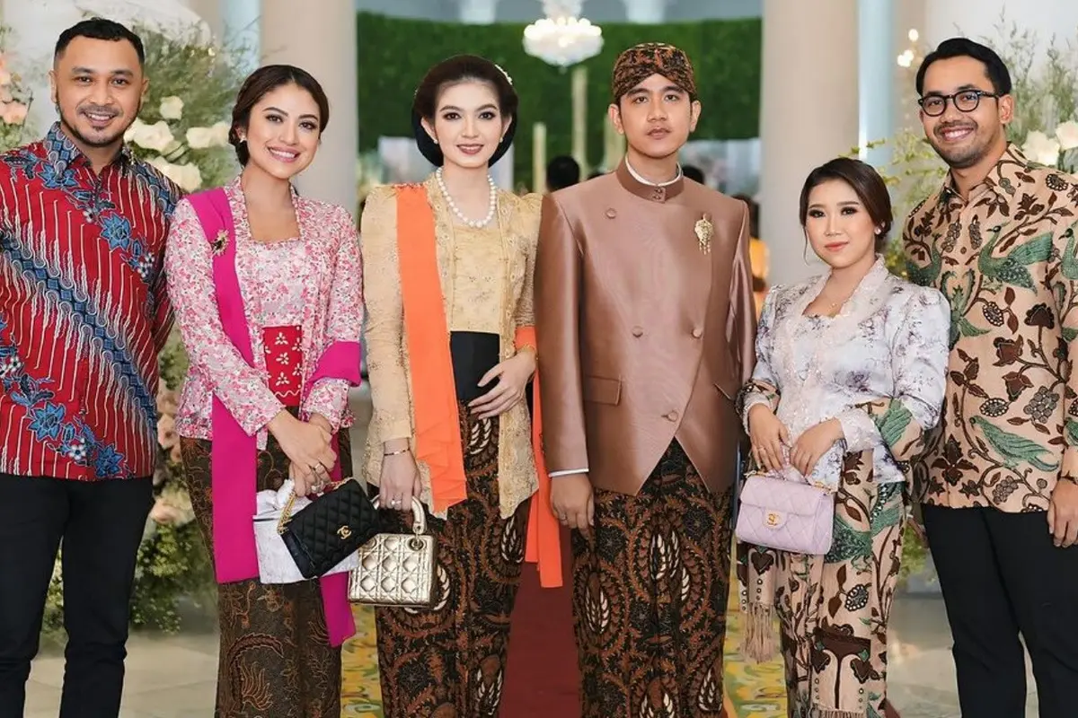 Selvi Ananda dan Kiky Saputri