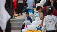 Kantor media pemerintah Gaza menuding pasukan Israel menggunakan air sebagai senjata perang untuk merampas hak-hak paling dasar warga Palestina. (Eyad BABA/AFP)