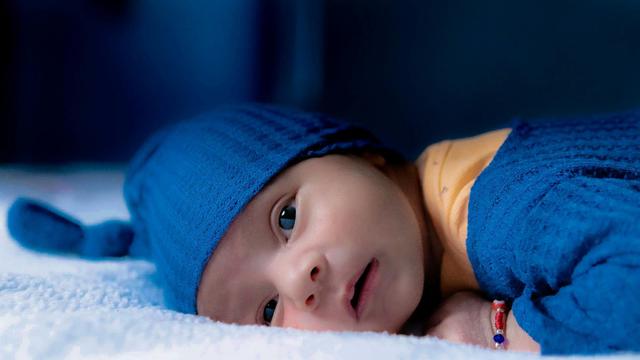 Ilustrasi bayi perempuan