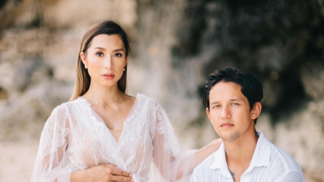 6 Potret Maternity Shoot Jennifer Bachdim, Romantis Bareng Irfan Bachdim