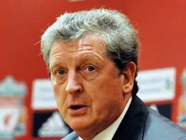 Manajer baru Liverpool Roy Hodgson di sesi konferensi persnya yang pertama di Anfield Stadium, Liverpool, 1 Juli 2010. AFP PHOTO / Andrew Yates