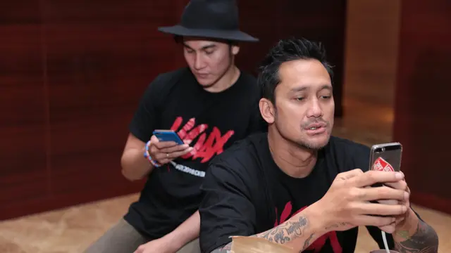 [Bintang] Tora Sudiro dan Vino G Bastian