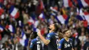 Striker Prancis, Olivier Giroud, merayakan gol yang dicetaknya ke gawang Albania pada laga Kualifikasi Piala Eropa 2020 di Stade de France, Paris, Sabtu (7/9). Prancis menang 4-1 atas Albania. (AFP/Lionel Bonaventure)