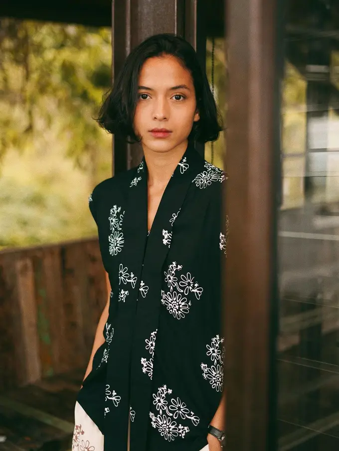 10 Gaya Fashion Putri Marino yang Effortless Namun Memikat