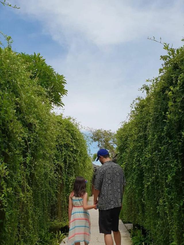 6 Momen Nafa Urbach Bareng Zack Lee Rayakan Ulang Tahun Anak di Bali