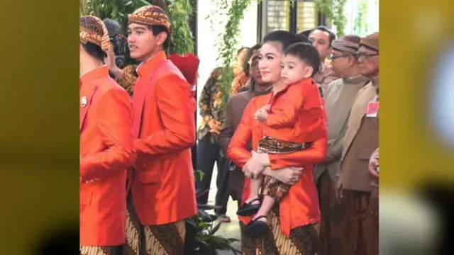 Kompak dan Lucu, Jan Ethes Ikut Prosesi Pernikahan Kahiyang Ayu