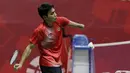 Pebulu tangkis Indonesia, Suryo Nugroho, saat melawan wakil Indonesia, Oddie KD, pada laga Asian Para Games di Istora, Jakarta, Jumat (12/10/2018). (Bola.com/M Iqbal Ichsan)