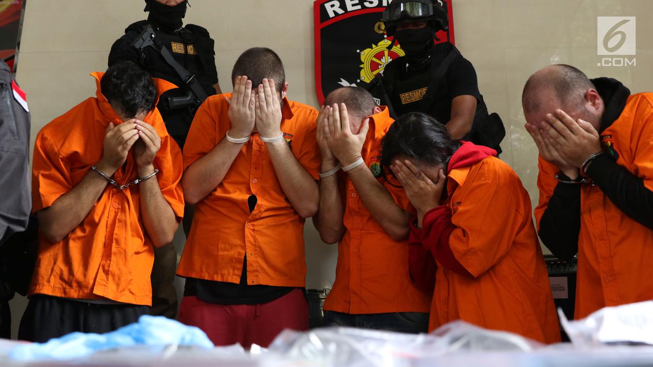 Lima Pelaku Skimming Ditahan Resmob Polda Metro Jaya