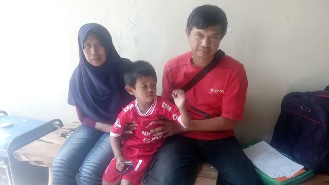 Hafidz, bocah asal Garut tanpa alat kelamin