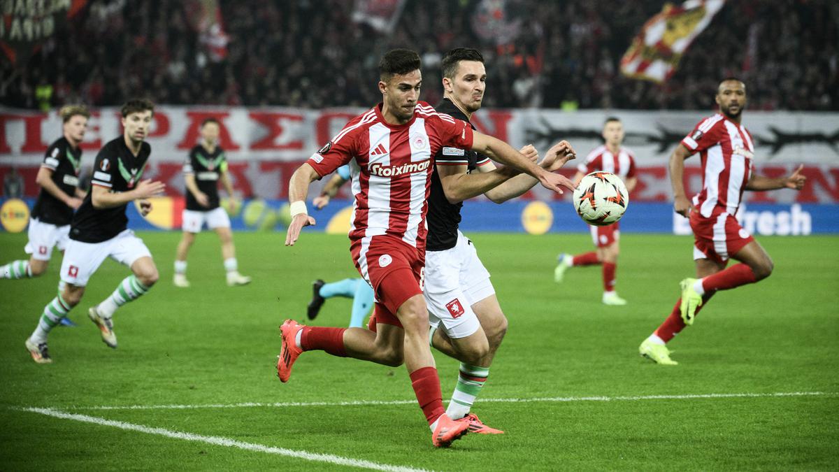 Manchester United Ditelikung Brighton, Pemain Yunani Lepas dari Genggaman