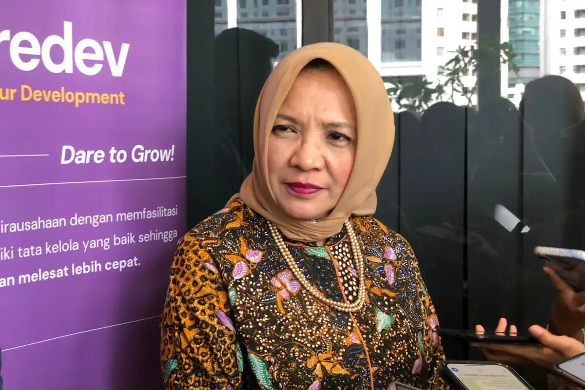 Deputi Bidang Kewirausahaan KemenKop UKM Siti Azizah dalam Open Call Entredev, di Artotel Suites Mangkuluhur, Jakarta Selatan, Selasa (6/2/2024). (Tira/Liputan6.com)
