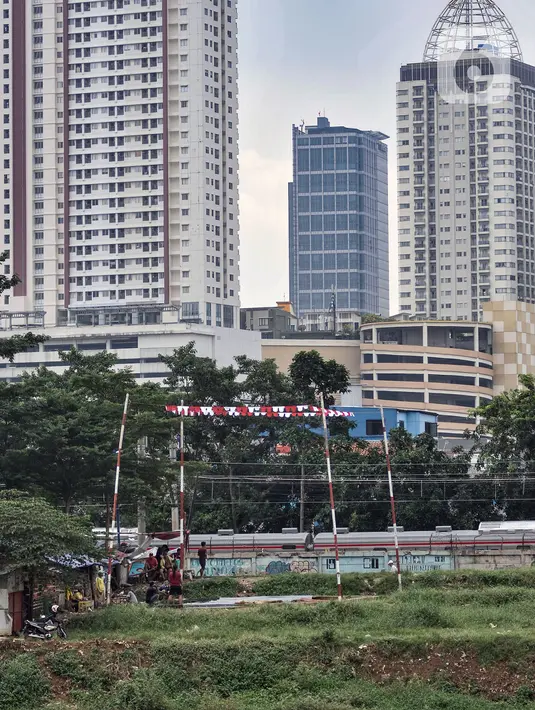 Menurut Menteri Dalam Negeri (Mendagri) Muhammad Tito Karnavian, capaian inflasi yang relatif terkendali tersebut juga menempatkan posisi Indonesia pada peringkat 145 dari 186 negara di dunia dalam pengendalian inflasi. (merdeka.com/Iqbal S. Nugroho)