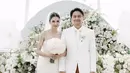 Mikha Tambayong dan Deva Mahendra telah resmi menjadi sepasang suami istri [instagram/miktambayong]