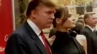 Melania Trump pertama kali bertemu Donald Trump di sebuah acara pagelaran busana di New York, Amerika Serikat.