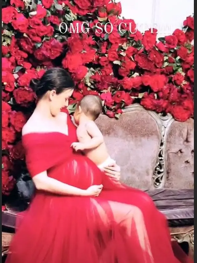6 Pemotretan Maternity Shoot Kimberly Ryder, Menawan Bak Dewi