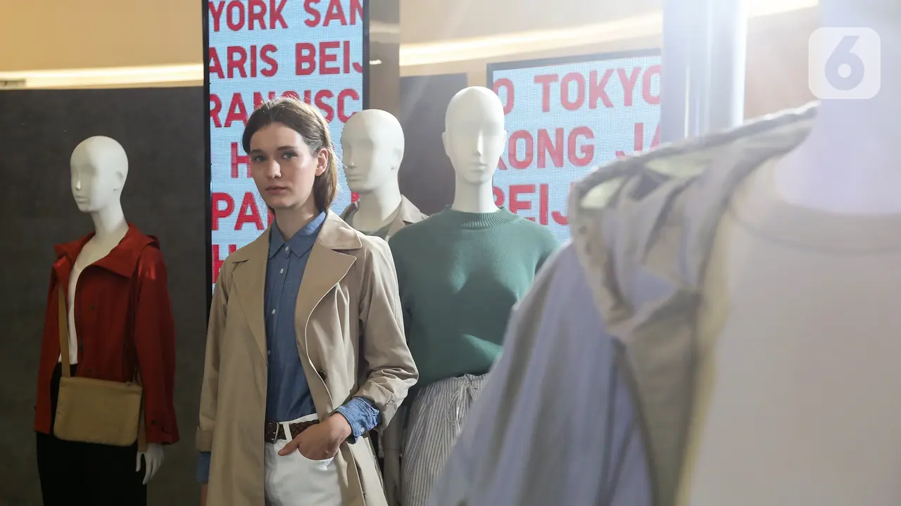 Koleksi LifeWear 2022 dalam Instalasi UNIQLO City