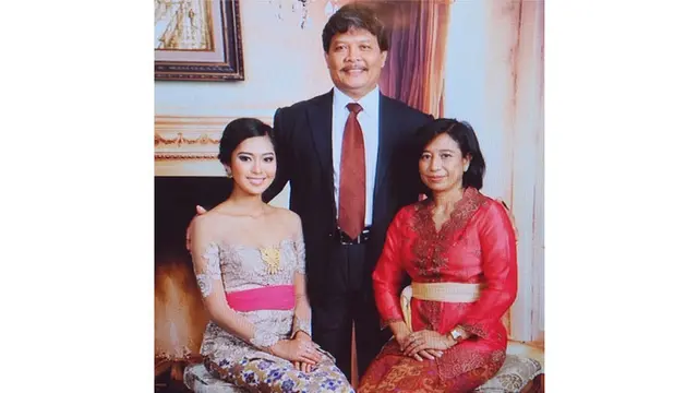 Maria Rahajeng