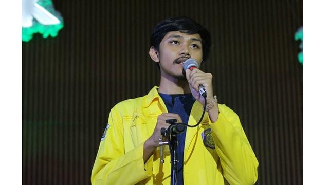 6 Potret Manik Marganamahendra Ketua BEM UI yang Pernah Jadi Anggota Paskibra