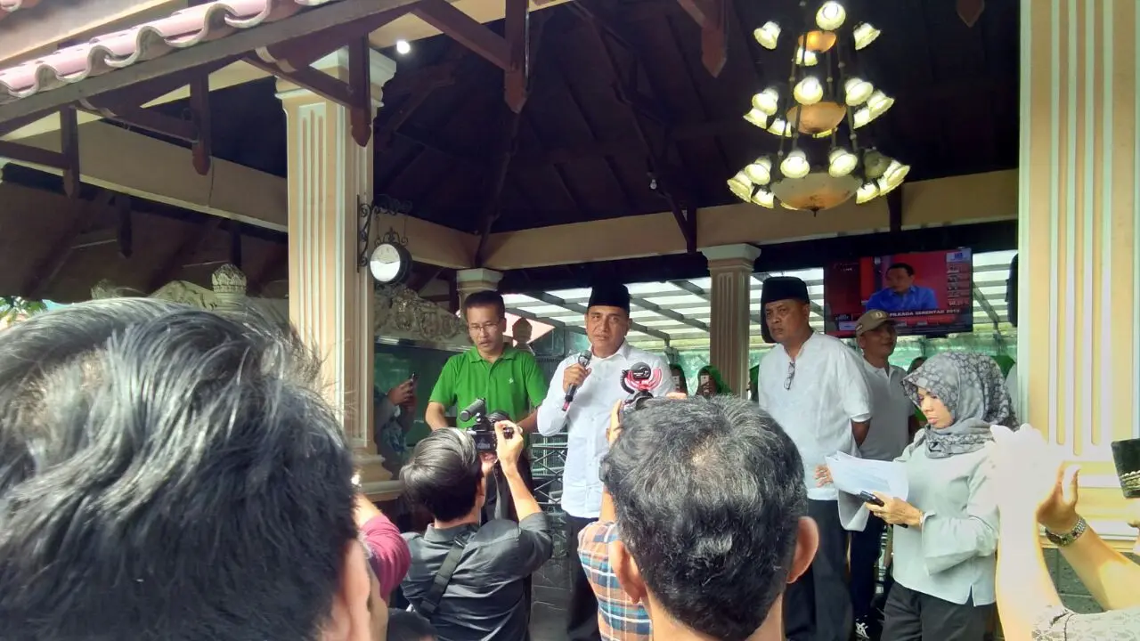 Calon Gubernur Sumatera Utara Edy Rahmayadi berpidato di hadapan pendukungnya (Liputan6.com/Reza Efendi)