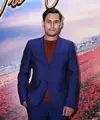 Aktor tampan Arifin Putra berperan sebagai Banjar dalam film ‘Negeri Van Oranje’. Banjar merupakan satu dari lima sahabat yang menjadi cerita utama di film yang mengambil lokasi syuting di negeri Kincir Angin ini. (Nurwahyunan/Bintang.com)