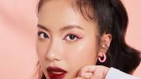 Barenbliss hadirkan warna baru pada Peach Makes Perfect Lip Tint dan Fine to Refine Compact Powder, penuhi kebutuhan tampilan cantik yang kamu miliki.