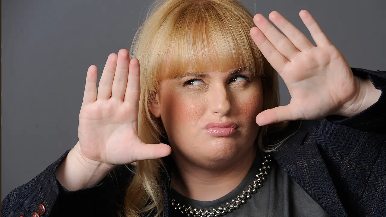 Rebel Wilson Nyaris Kena Musibah Gara-gara Mabuk