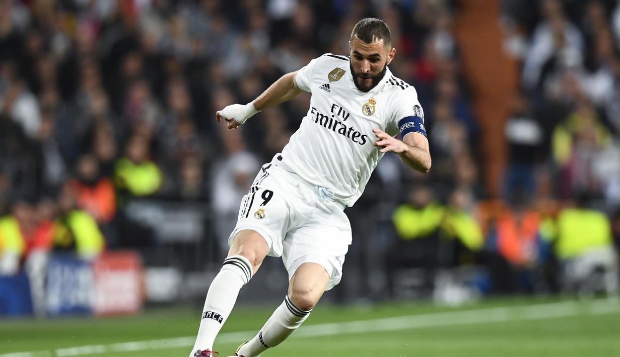 5. Karim Benzema (Real Madrid) - 14 gol dan 5 assist (AFP/Gabriel Bouys)