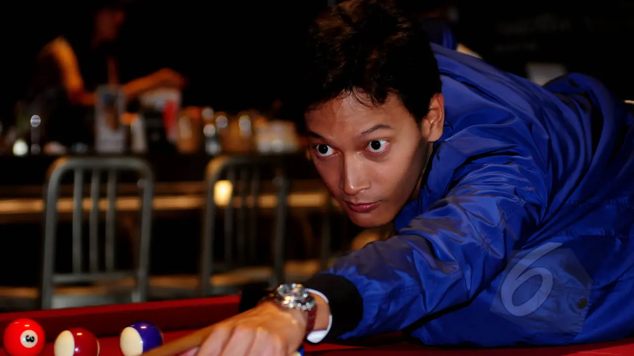 Fedi Nuril, Aktor Berwajah Tampan yang Bikin Hati Sejuk