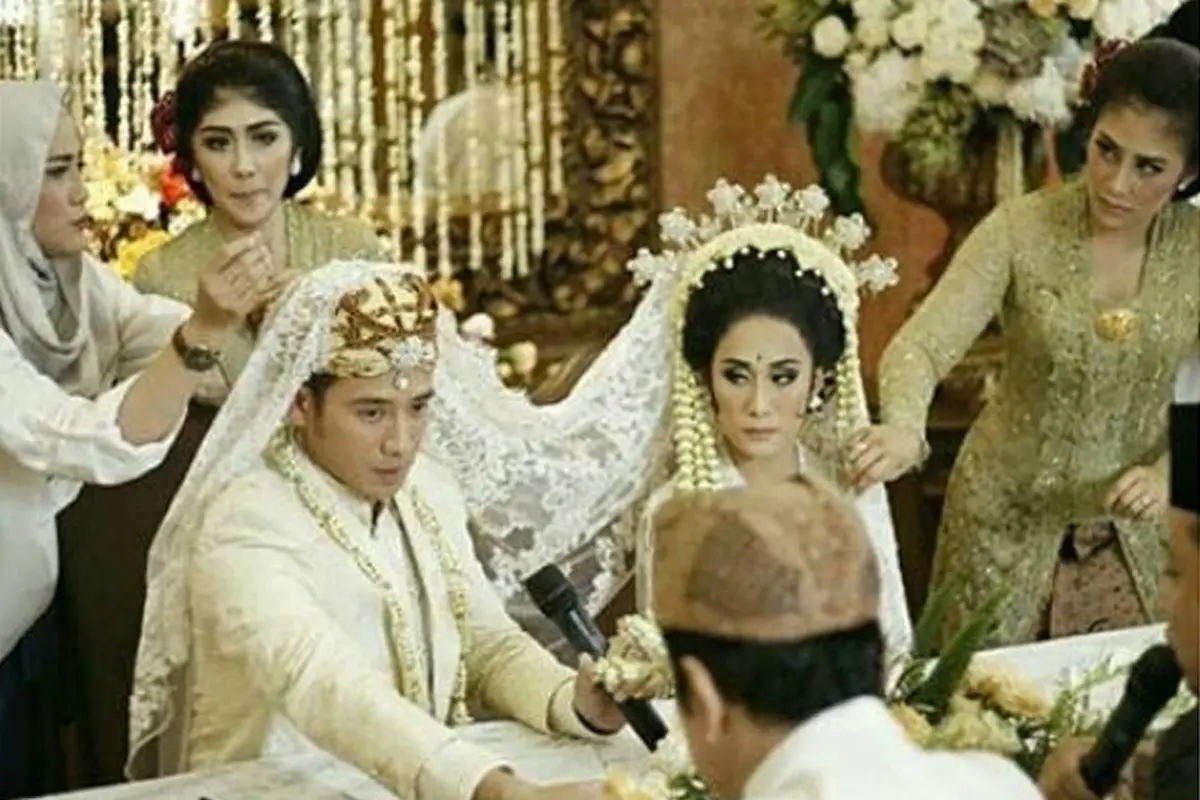 [Bintang] Tarra Budiman dan Gya Sadiqah