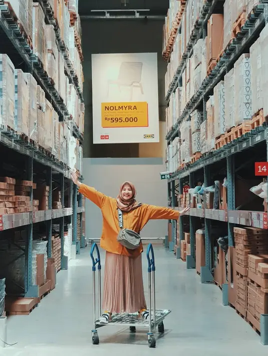 (Instagram/natasharizkynew)