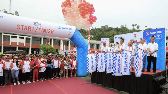BRI Ajak 5.000 Peserta Jalan Sehat Ramaikan Peringatan HUT ke-74 RI di Papua