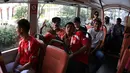 Menumpang bus menuju Marina Bay dan Merlion Park Singapura. Jumat (5/6). (Bola.com/Arief Bagus)