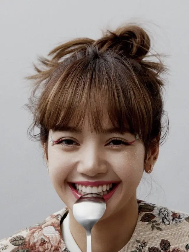 Inspirasi riasan mata yang fresh dari Lisa BLACKPINK (Foto: NYLON)