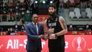 Pemain Timnas Basket Selandia Baru, Thoi Smith Milner mendapatkan penghargaan sebagai FIBA Asia Cup 2022 All-Star Five di Istora Senayan, Jakarta, Minggu (24/07/2022). Ia tercatat telah membuat 9,6 poin dan 5,7 rebound per gim. (Bola.com/Bagaskara Lazuardi)