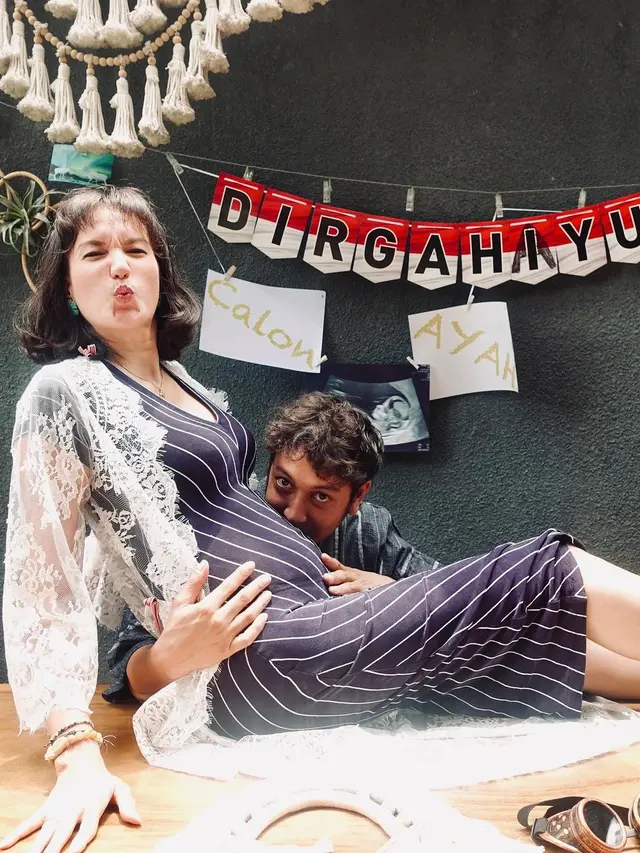 Potret 9 Seleb Pria yang Jadi Suami Siaga saat Istri Hamil, Curi Perhatian