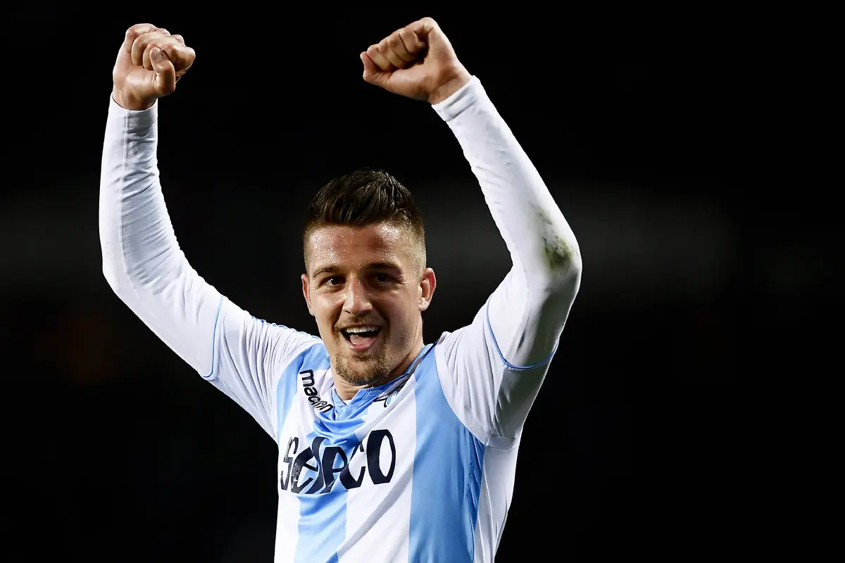 Pembajakan Pemain, Transfer Pemain, Bursa Transfer