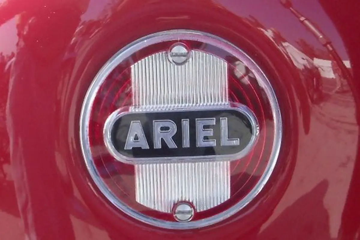 Bikin Motor, Ariel Bakal Contek Honda