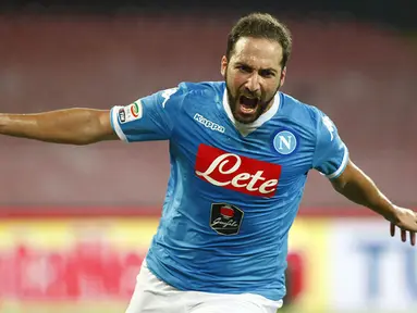 Gonzalo Gerardo Higuain, merayakan hari jadi yang ke-28 tahun pada hari ini, Kamis (10/12/2015). (AFP/Carlo Hermann)