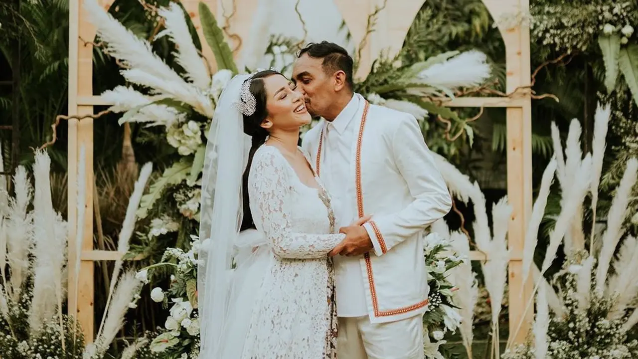 Glenn Fredly dan Mutia Ayu