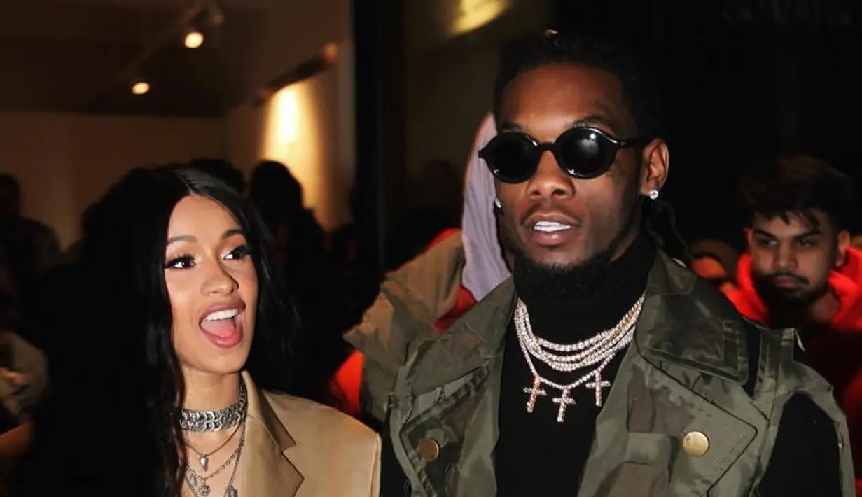 "Hal yang ia lakukan itu bukanlah sesuatu yang benar," ujar Cardi B seperti yang dilansir dari Cosmopolitan. (celebrityinsider.org)